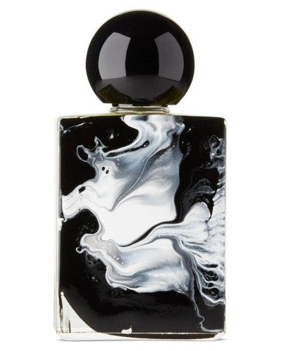 La Folie a Plusieurs Black - premium fragrance for sophisticated tastes.