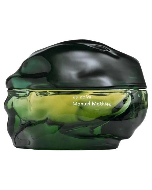 Manuel Mathieu île Noire - premium fragrance for sophisticated tastes.