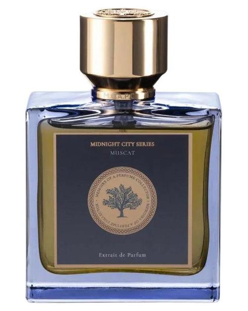 Memoirs of a Perfume Collector Muscat - premium fragrance for sophisticated tastes.