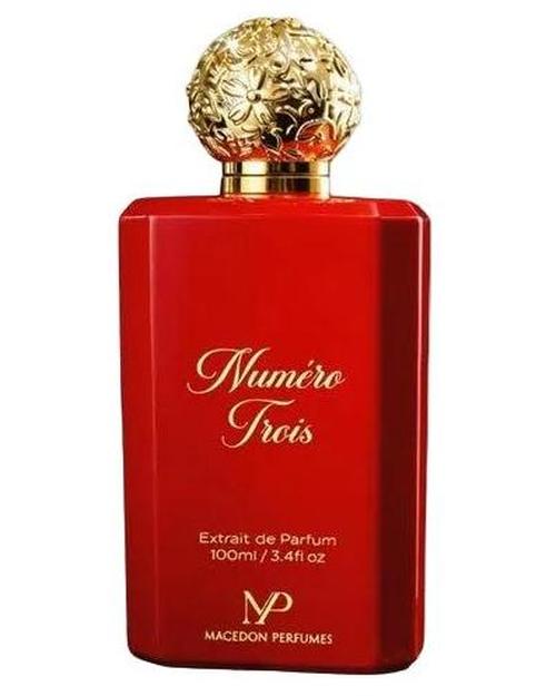 Macedon Perfumes Numéro Trois - premium fragrance for sophisticated tastes.
