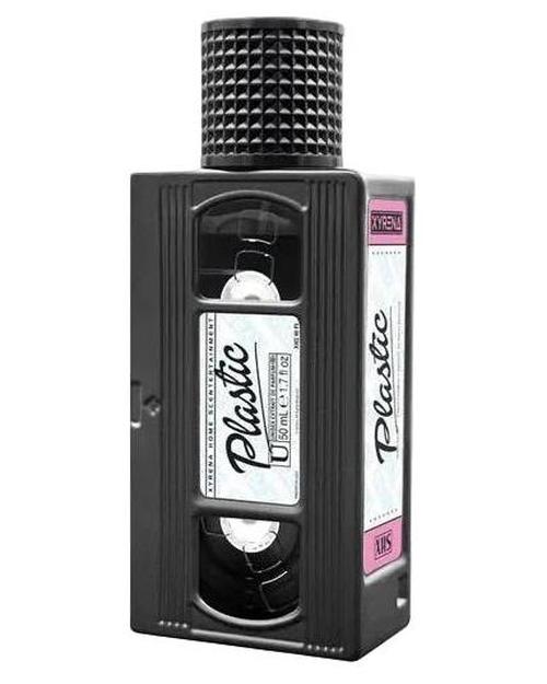 Xyrena Plastic - premium fragrance for sophisticated tastes.