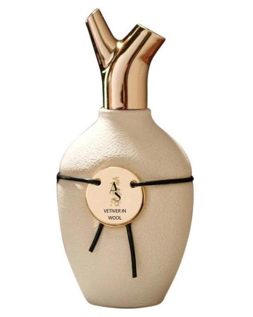 Scents of Wood Vetiver in Wool - premium fragrance for sophisticated tastes.