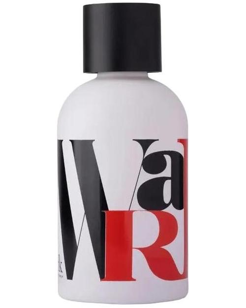 The Fragrance Kitchen War of the Roses - premium fragrance for sophisticated tastes.